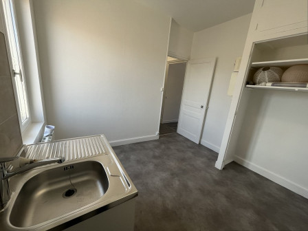 Location appartement type 2 (T2) 27m2 Pont de cheruy-38Z03100PL000310-692-07