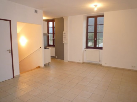 Location appartement type 3 (T3) 50m2 Villemoirieu-38Z03100PL000691-692-06