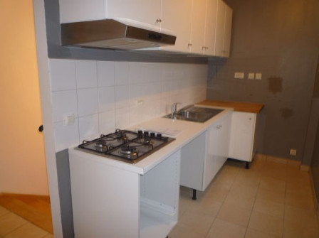 Location appartement type 3 (T3) 50m2 Villemoirieu-38Z03100PL000691-692-08