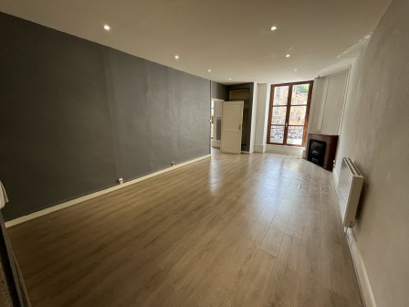 Location appartement type 2 (T2) 78m2 Cremieu-38Z03100PL000825-692-08