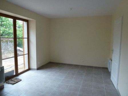 Location appartement type 2 (T2) 46m2 St romain de jalionas-38Z03100PL000874-692-01