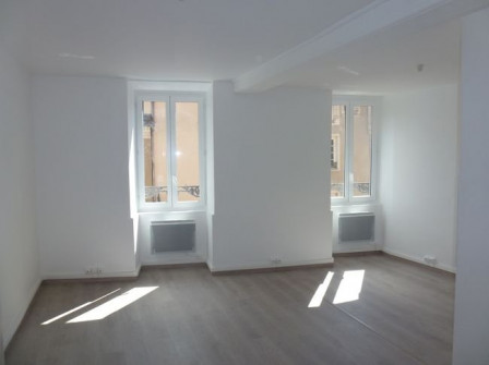 Location appartement type 2 (T2) 20m2 Cremieu-38Z03100PL000951-692-01
