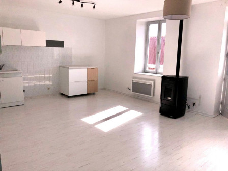 Location appartement type 3 (T3) 60m2 Trept-38Z03100PL001064-692-01