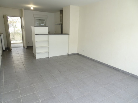 Location appartement type 3 (T3) 56m2 Lyon-38Z03100PL001115-692-01