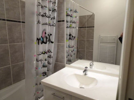Location appartement type 3 (T3) 56m2 Lyon-38Z03100PL001115-692-08