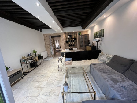 Location appartement type 4 (T4) 90m2 Cremieu-38Z03100PL001125-692-05