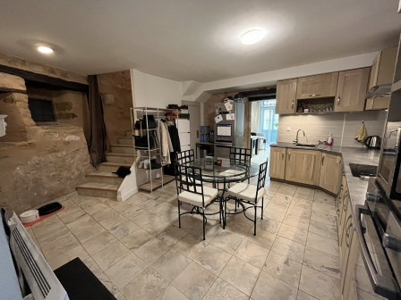 Location appartement type 4 (T4) 90m2 Cremieu-38Z03100PL001125-692-10