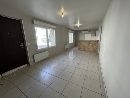 Location appartement type 3 (T3) 62m2 Loyettes-38Z03100PL001297-692-08