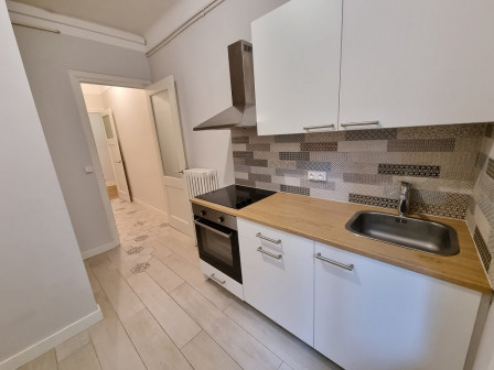 Location appartement type 3 (T3) 83m2 Lyon-38Z03100PL001301-692-04