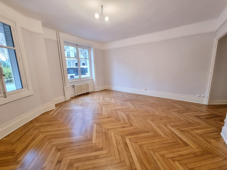 Location appartement type 3 (T3) 83m2 Lyon-38Z03100PL001301-692-08