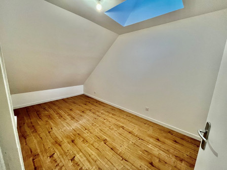 Location appartement type 3 (T3) 67m2 Cremieu-38Z03100PL001497-692-04
