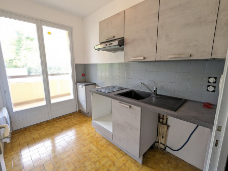 Location appartement type 2 (T2) 42m2 Cremieu-38Z03100PL001499-692-03