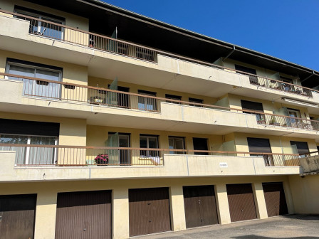 Location appartement type 2 (T2) 42m2 Cremieu-38Z03100PL001499-692-08