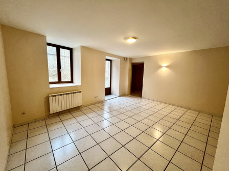 Location appartement type 2 (T2) 50m2 Cremieu-38Z03100PL001516-692-08