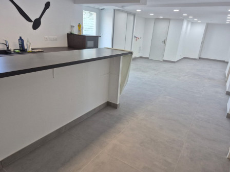 Location appartement type 3 (T3) 75m2 Venissieux-38Z03100PL001539-692-03