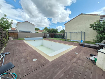 Location appartement type 4 (T4) 103m2 Venissieux-38Z03100PL001540-692-02