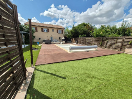 Location appartement type 4 (T4) 103m2 Venissieux-38Z03100PL001540-692-10