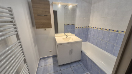 Location appartement type 4 (T4) 85m2 Villeurbanne-38Z03100PL001545-692-04