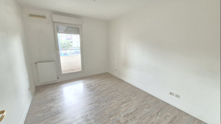 Location appartement type 4 (T4) 85m2 Villeurbanne-38Z03100PL001545-692-06