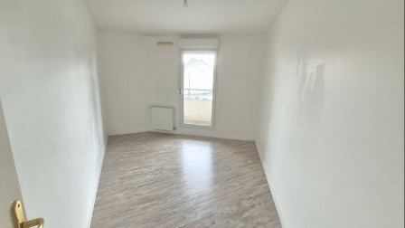 Location appartement type 4 (T4) 85m2 Villeurbanne-38Z03100PL001545-692-07