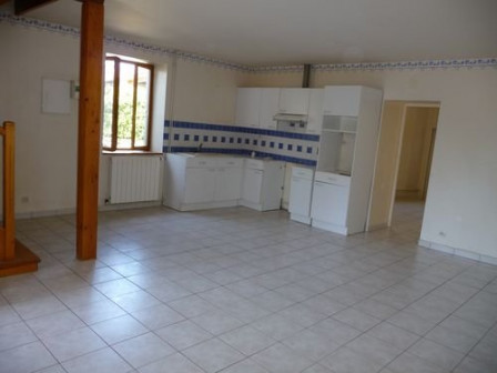 Location maison 4 pièces 90m2 Beligneux-38Z03100PM000447-692-04