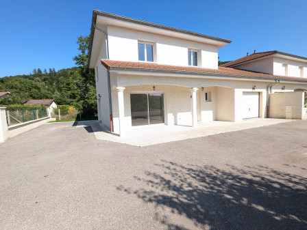 Location maison 5 pièces 118m2 Villemoirieu-38Z03100PM001125-692-01
