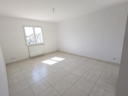 Location maison 5 pièces 118m2 Villemoirieu-38Z03100PM001125-692-08