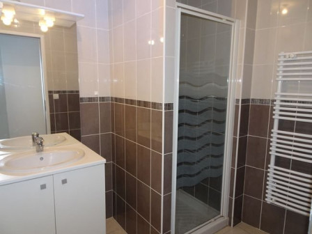 Location maison 3 pièces 86m2 St baudille de la tour-38Z03100PM001172-692-05