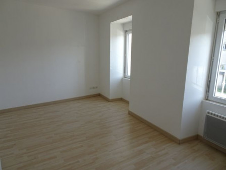 Location maison 3 pièces 86m2 St baudille de la tour-38Z03100PM001172-692-06