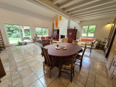 Location maison 7 pièces 210m2 Veyssilieu-38Z03100PM001531-692-02