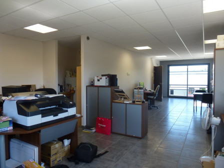 Location local/garage/parking 55m2 Villemoirieu-38Z03100VC001204-692-05