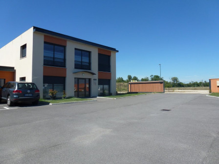 Location local/garage/parking 55m2 Villemoirieu-38Z03100VC001204-692-07